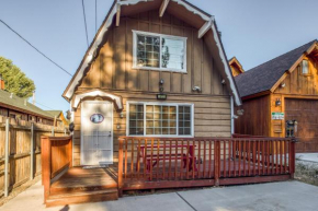 Cozy Cabin on Elm